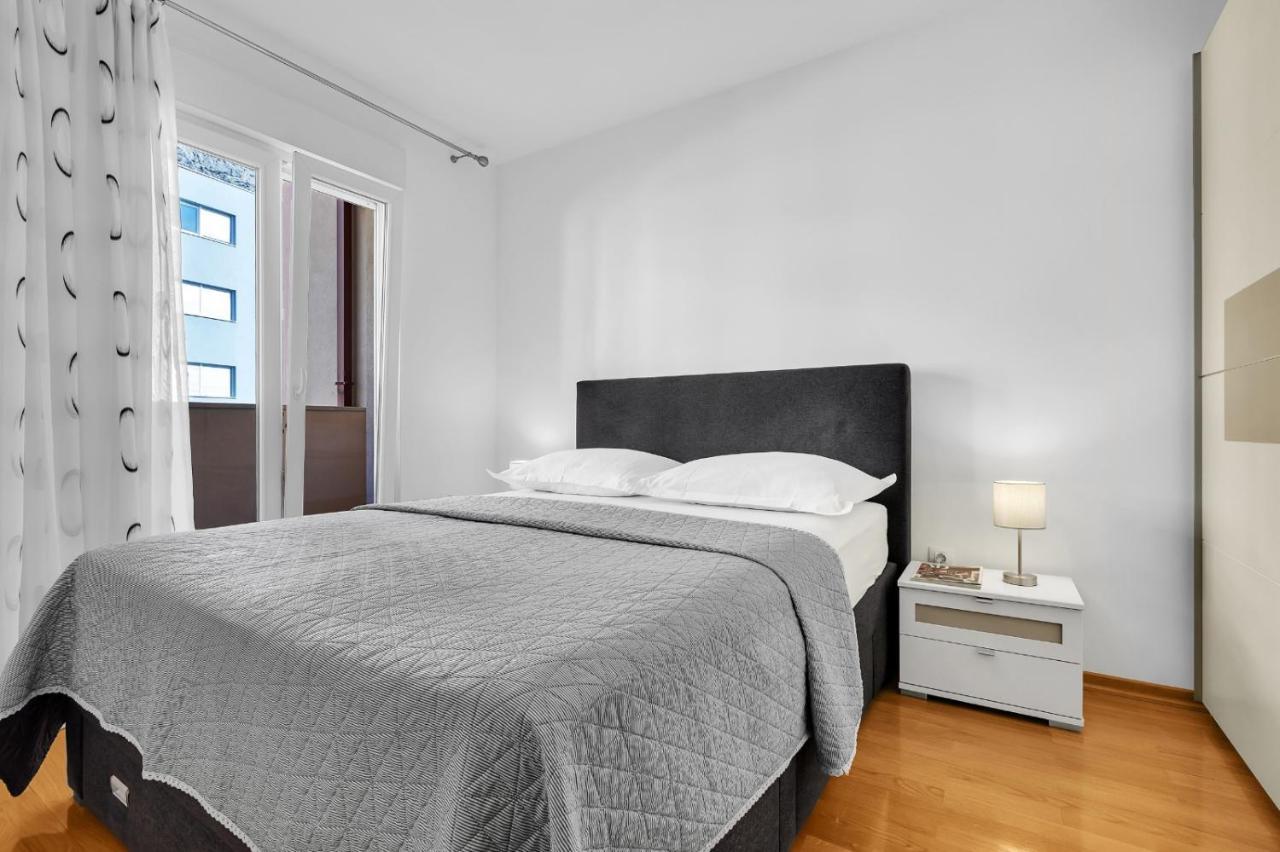Apartman Linea Makarska Eksteriør billede