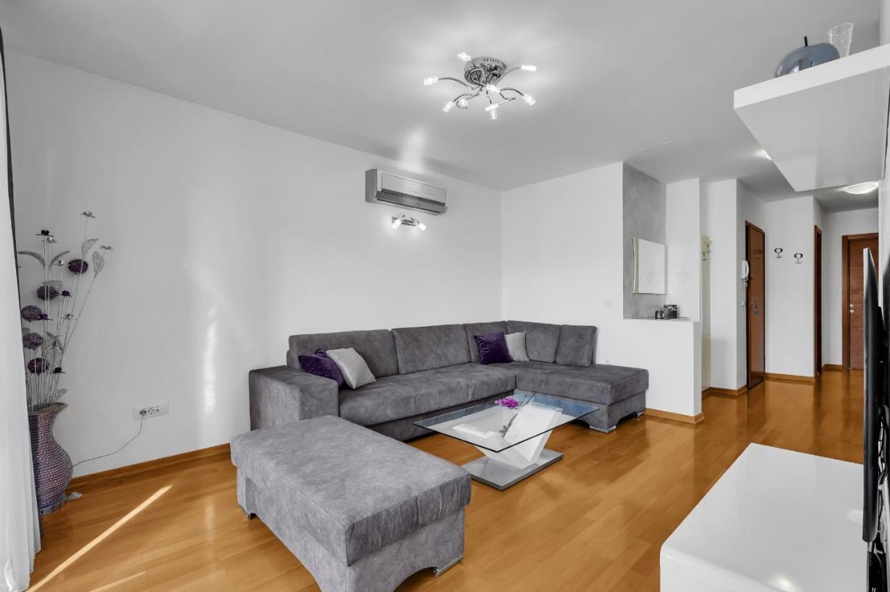 Apartman Linea Makarska Eksteriør billede