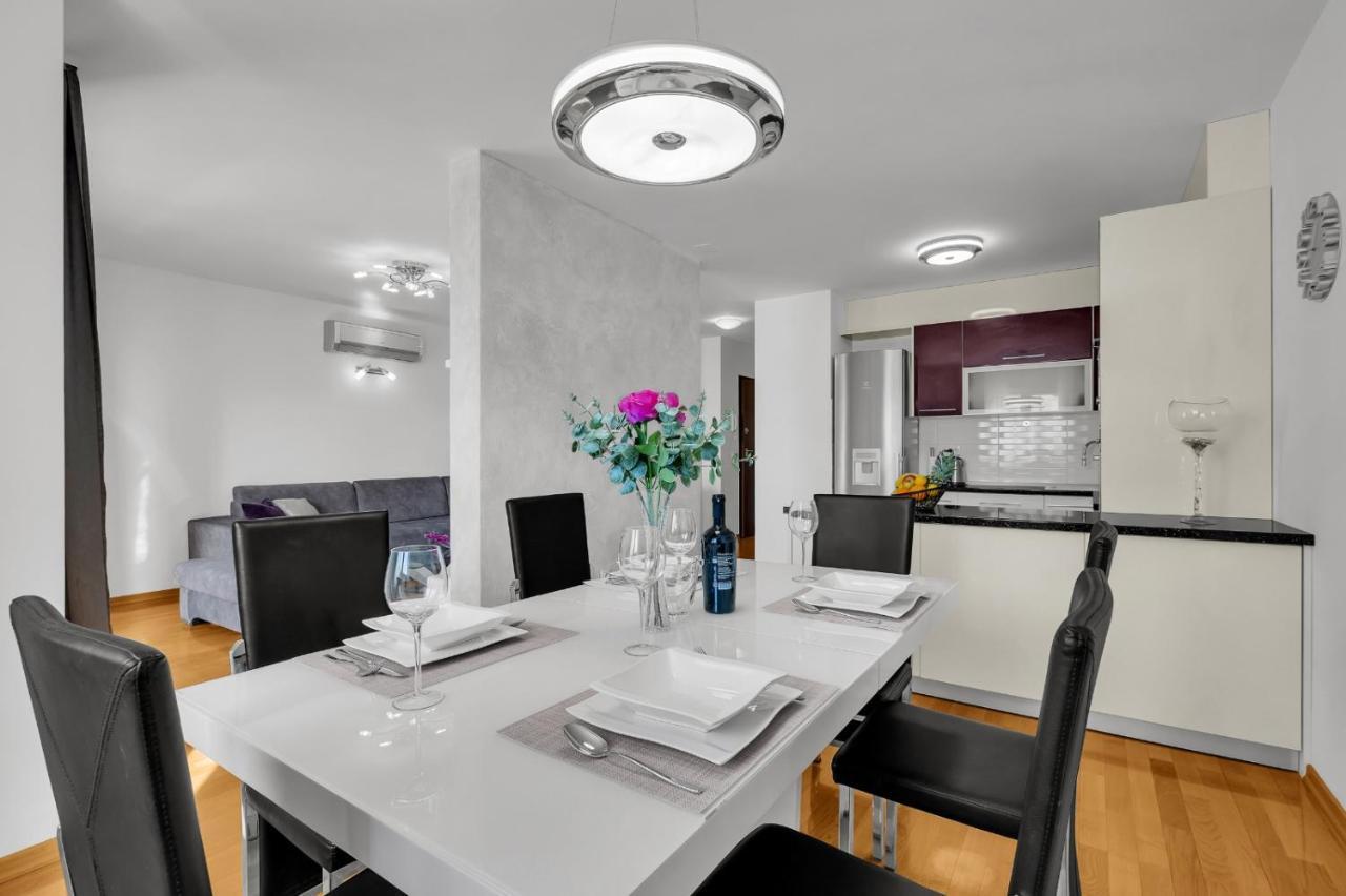 Apartman Linea Makarska Eksteriør billede