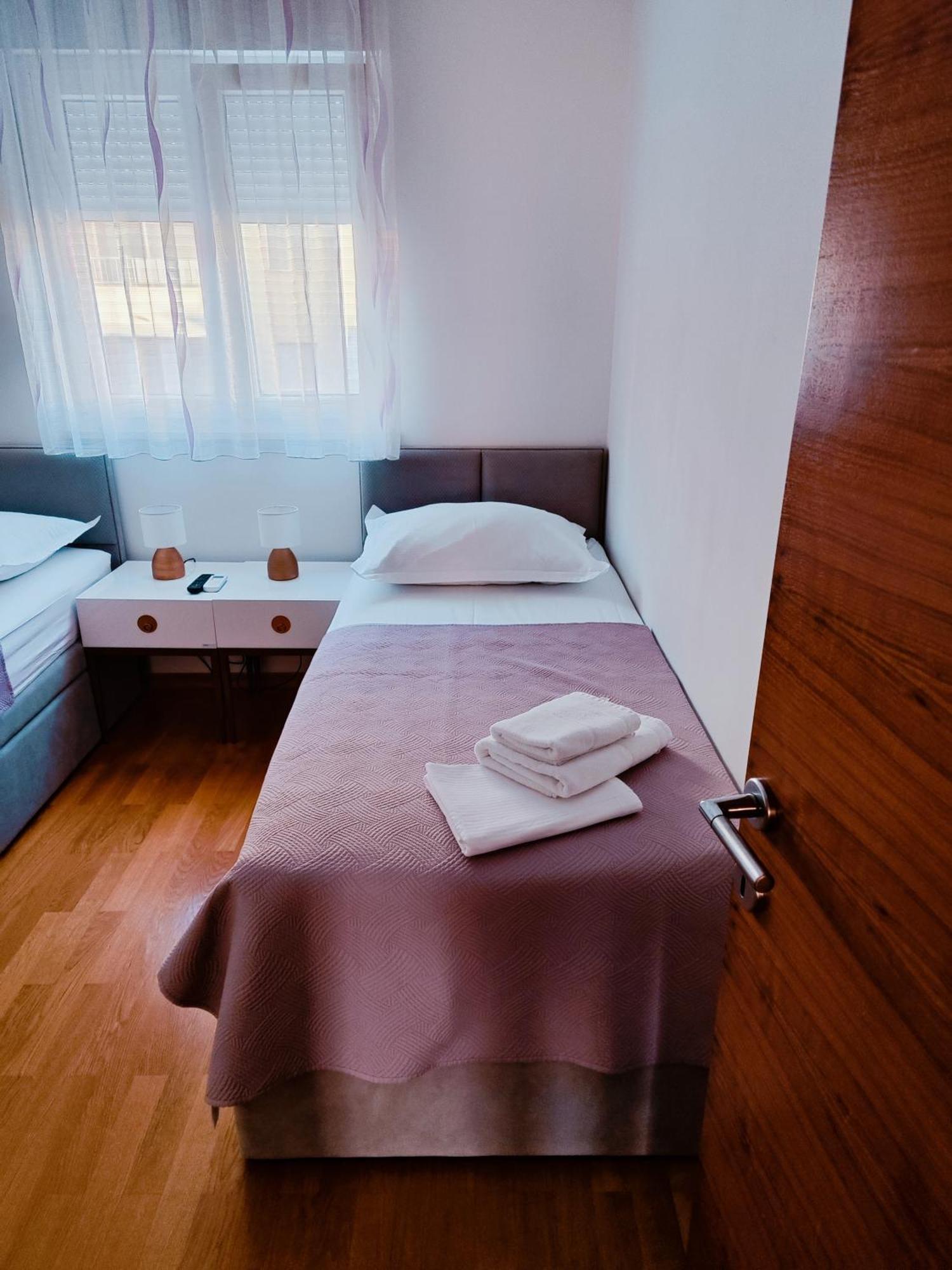 Apartman Linea Makarska Eksteriør billede